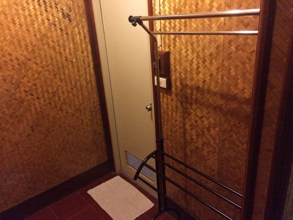 Ban Suan Klang Muang Resort Мэхонгсон Экстерьер фото